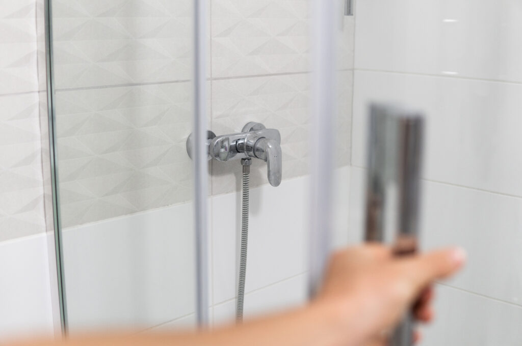 Remplacer une baignoire par une douche